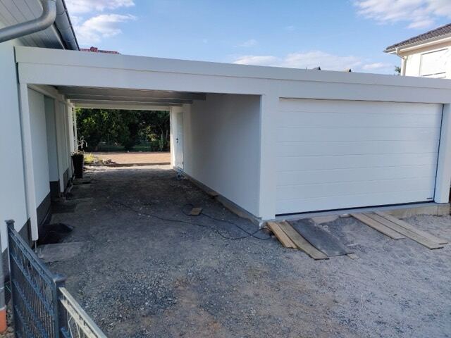 Einzelgarage + Anbaucarport in Bamberg, realisiert von FF Garagen