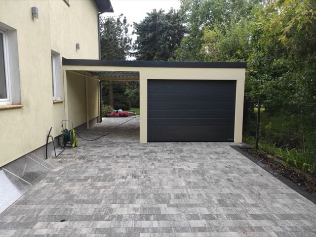 Einzelgarage + Anbaucarport in Regensburg von FF Garagen